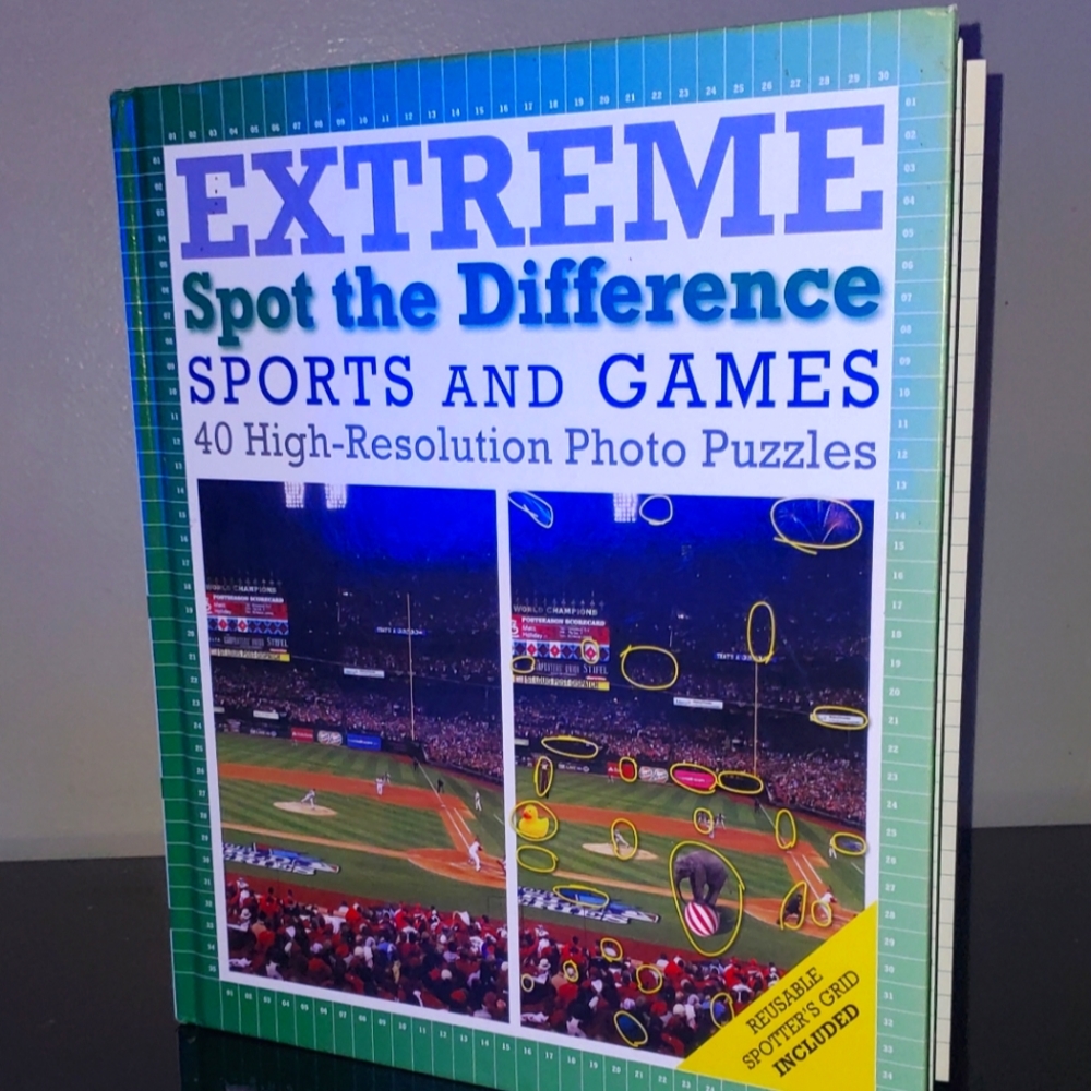 Extreme Spot The Difference: Sports and Games Book